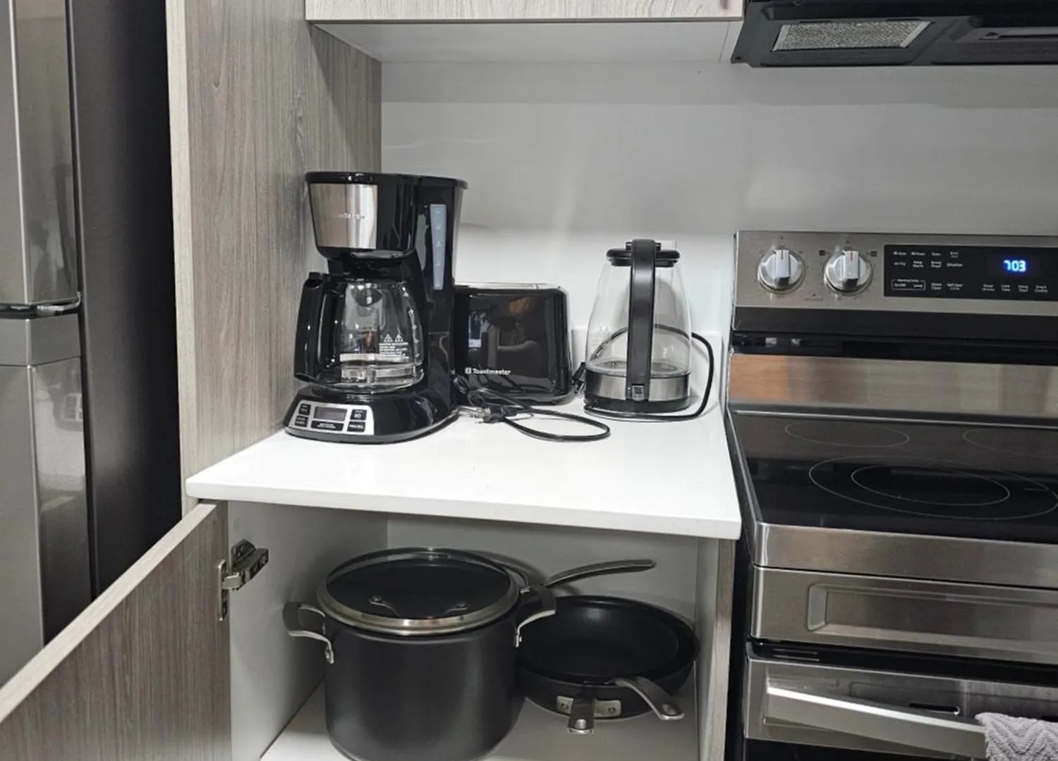 Home Away From Home Edmonton Holiday home